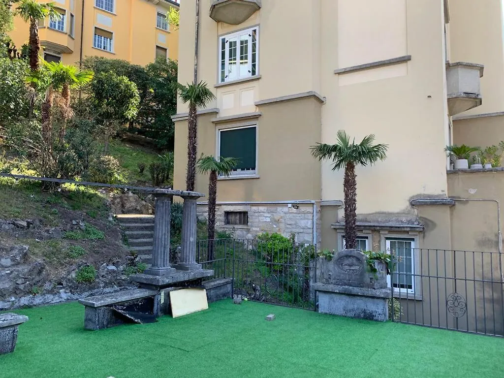 Como Lake Crispi 7 Apartment