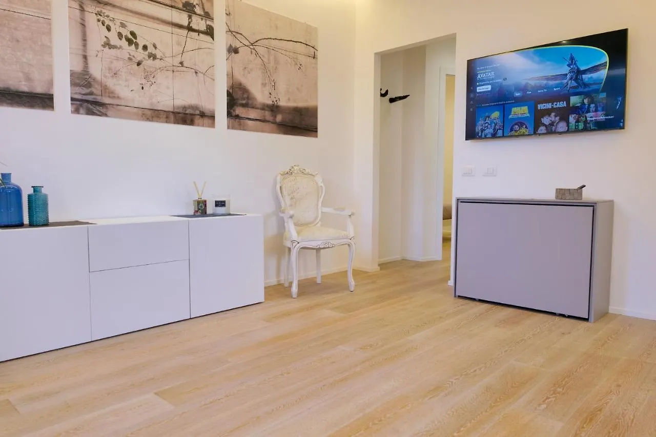 Como Lake Crispi 7 Apartment